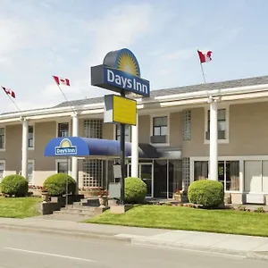 ** Hotel Days By Wyndham Metro Canada